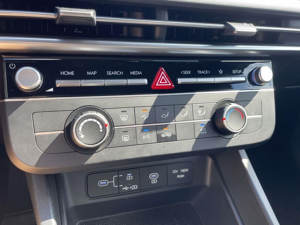 2026 Hyundai Santa Cruz SE