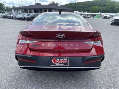 2024 Hyundai Elantra SEL