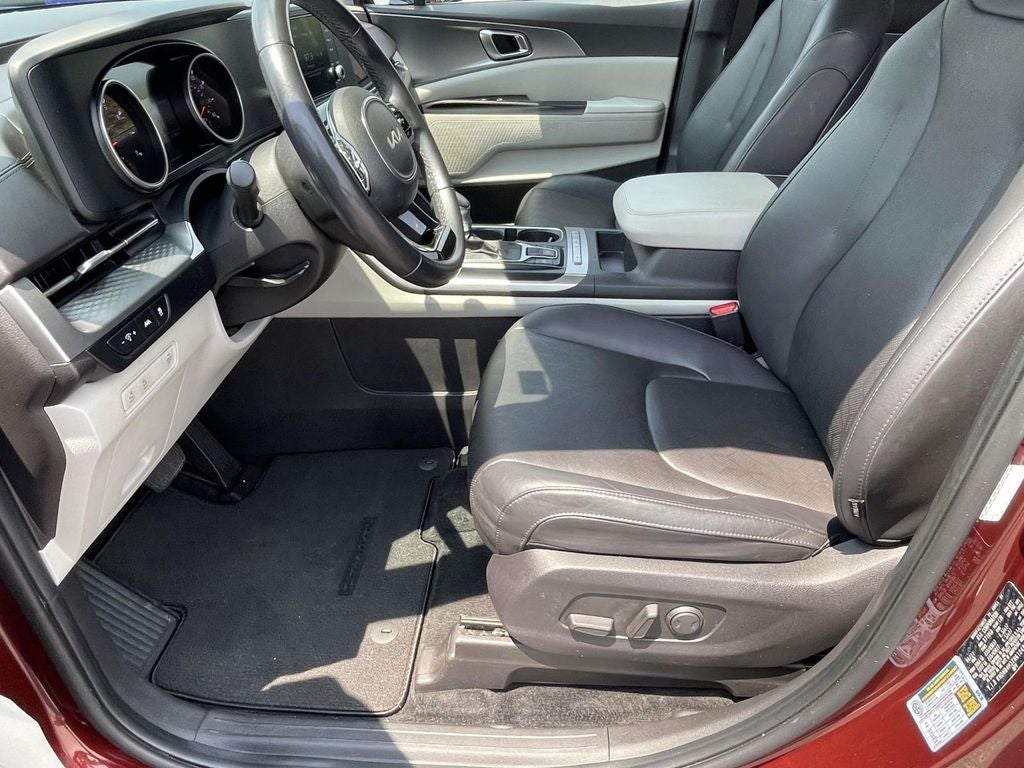 2022 Kia Carnival LXS