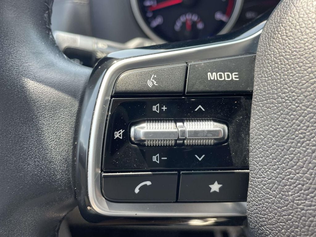 2022 Kia Carnival LXS