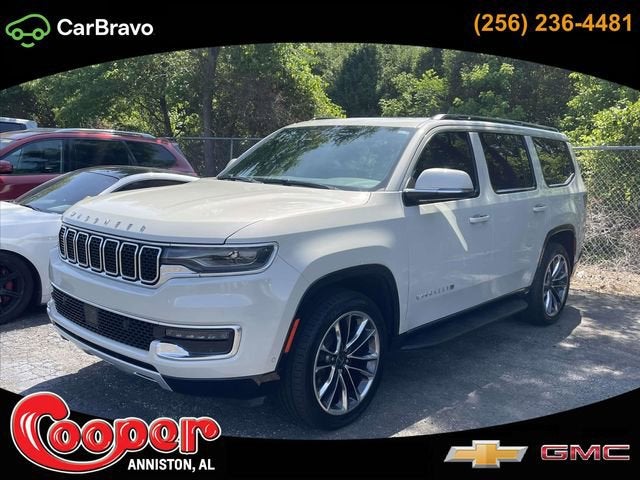 2022 Jeep Wagoneer Series II's photo