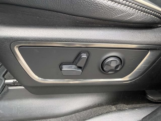 2021 RAM 1500 Limited Crew Cab 4x4 5'7" Box