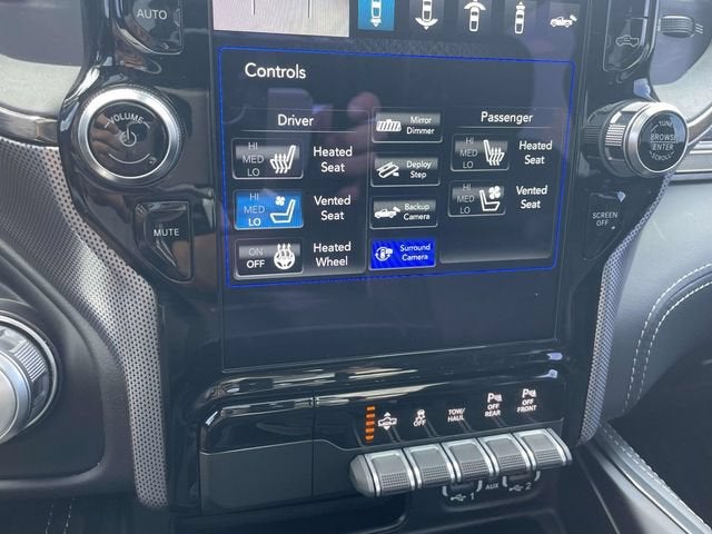 2021 RAM 1500 Limited Crew Cab 4x4 5'7" Box