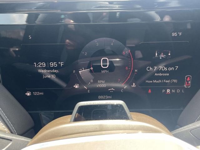 2025 GMC Yukon XL Elevation