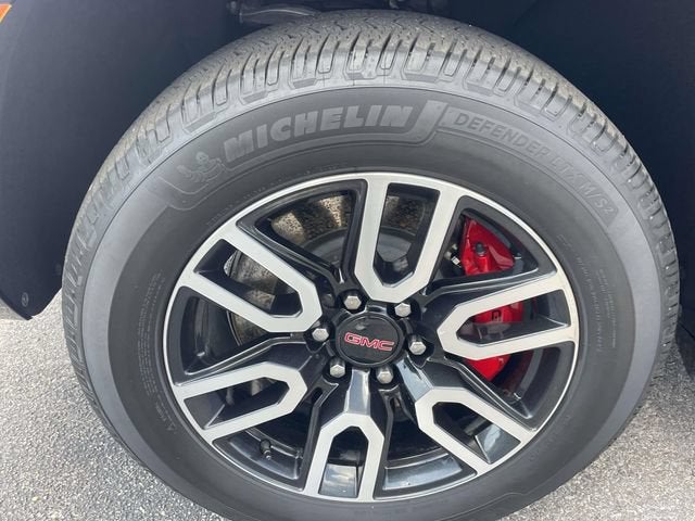 2023 GMC Yukon XL AT4
