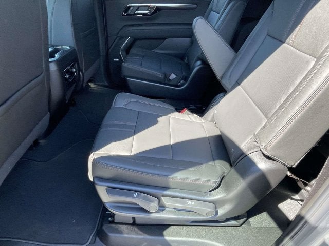2027 Chevrolet Suburban RST