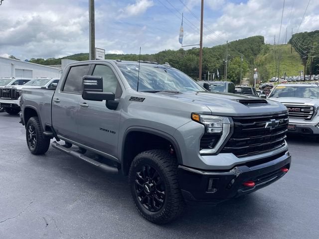 2025 Chevrolet Silverado 3500 HD LTZ