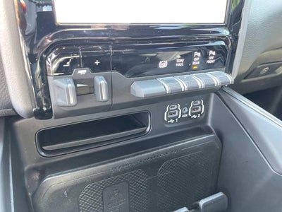 2022 RAM 2500 Laramie Crew Cab 4x4 6'4" Box