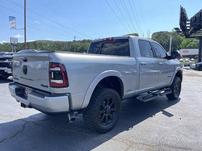 2022 RAM 2500 Laramie Crew Cab 4x4 6'4" Box