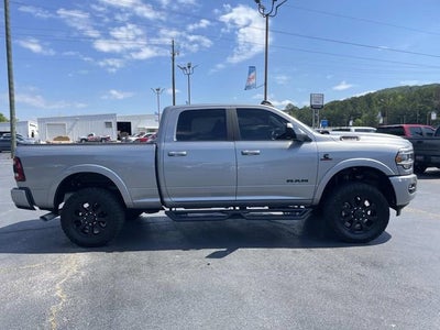 2022 RAM 2500 Laramie Crew Cab 4x4 6'4" Box