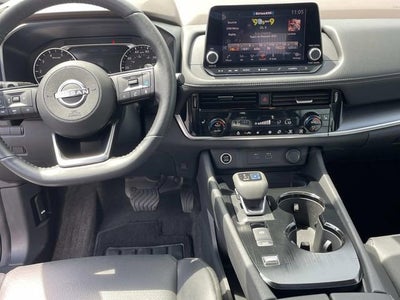 2022 Nissan Rogue SV FWD