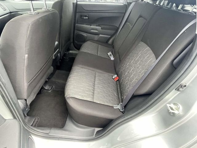 2021 Mitsubishi Outlander Sport 2.0 ES 2WD