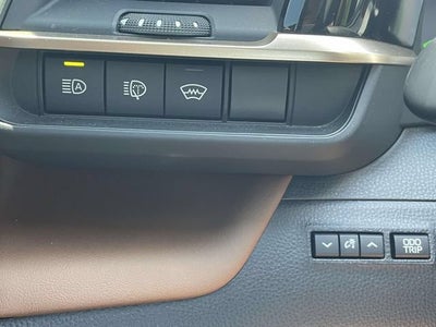 2025 Toyota Crown Signia Limited