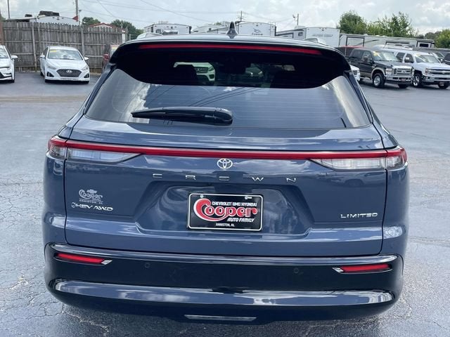 2025 Toyota Crown Signia Limited
